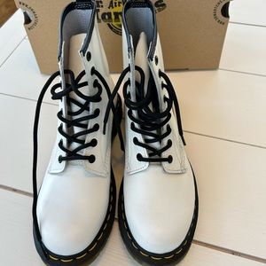 Dr. Martens White Women’s Size 8